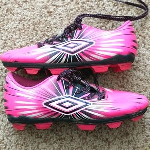 Umbro girls size 12 soccer cleats